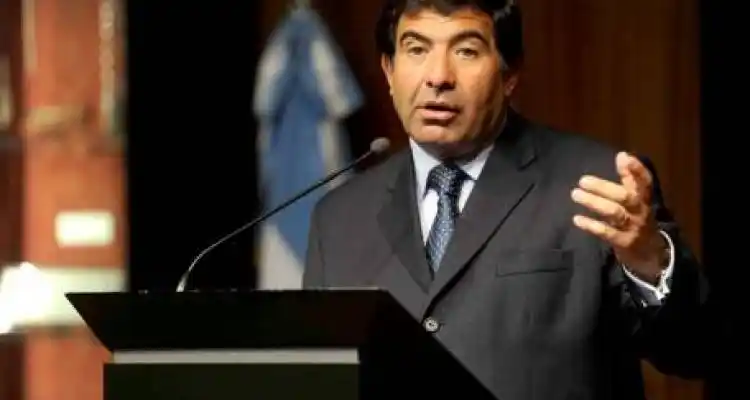 Ricardo Echegaray inaugura el remodelado edificio de la Aduana