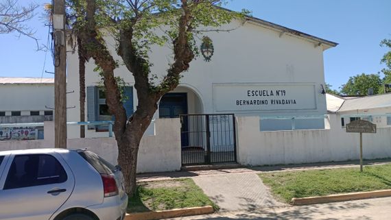 Tranquilidad en la comunidad educativa de la Escuela 19 de Gardey tras reunirse con la Jefa Distrital