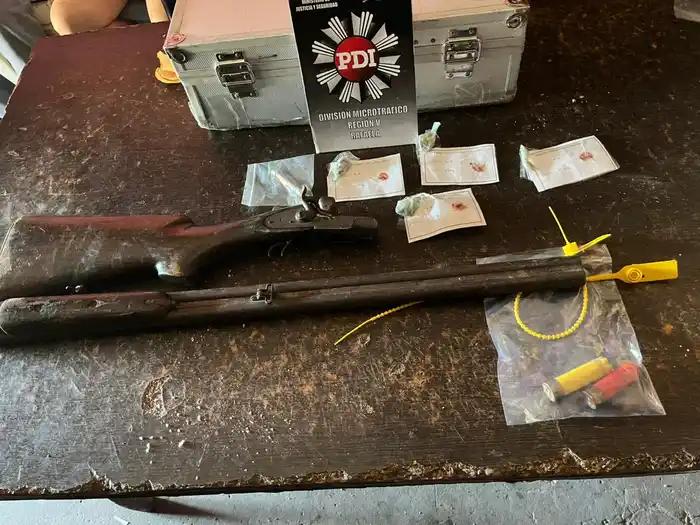 Multioperativo en el barrio Zazpe: los 23 allanamientos terminaron con resultados favorables - 3