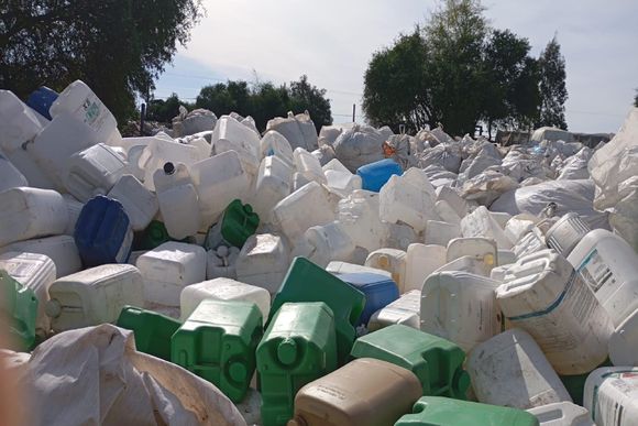 Incautaron más de 2.000 envases fitosanitarios vacíos