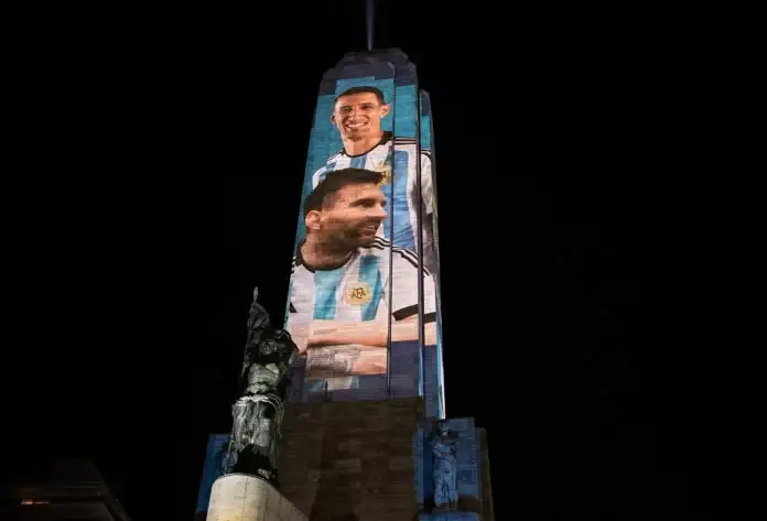 Así festejó Rosario el cumpleaños 36 de Messi, su ciudadano emblema