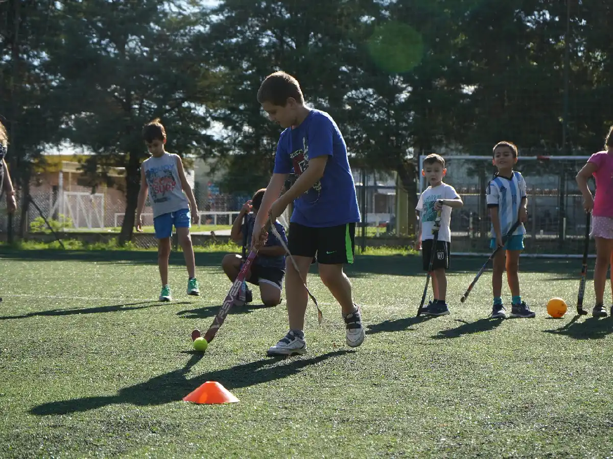 “Punto Diversión”, la escuela  que inicia en deportes y  ofrece talleres recreativos 