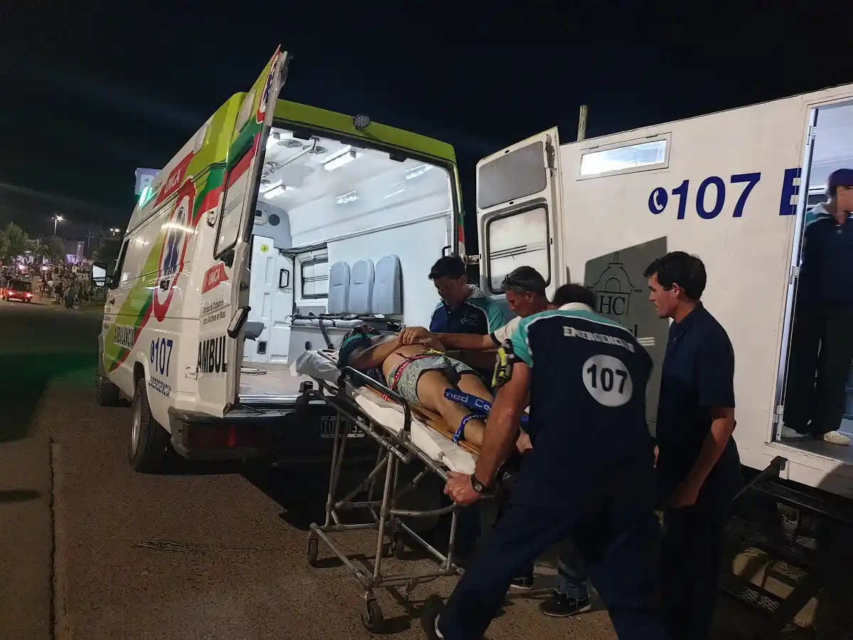 Un joven sufrió un traumatismo cerebral y una lesión cervical