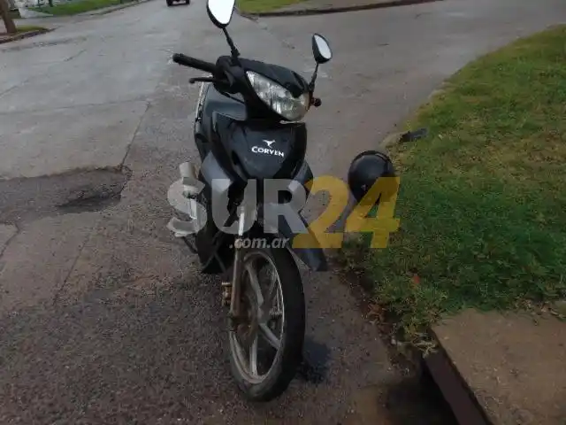 Cayó de su moto y debió ser trasladada en ambulancia al Hospital Gutiérrez