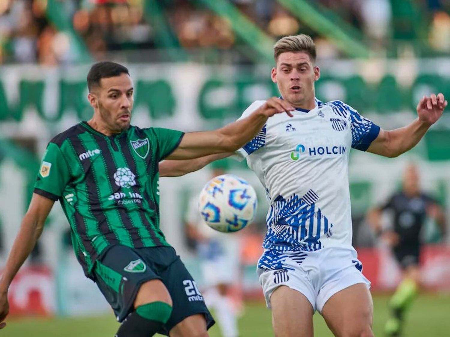 Primer triunfo de Talleres