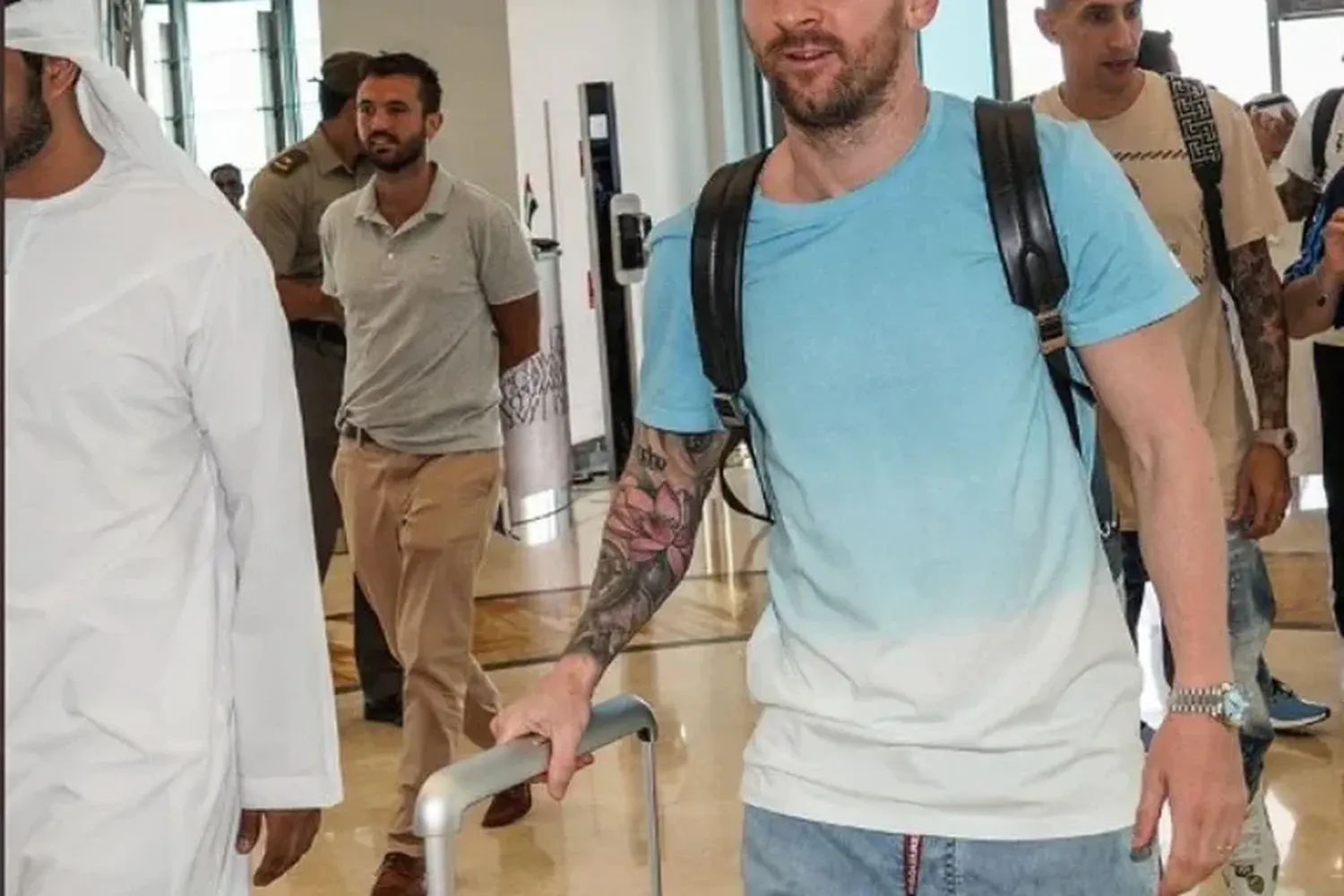 Messi llegó a Abu Dhabi