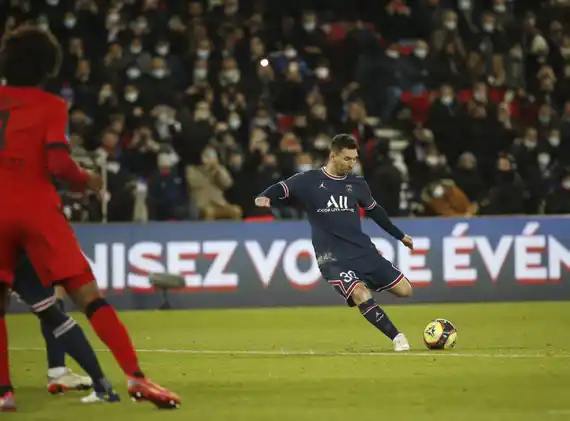 Messi afronta su último partido del año