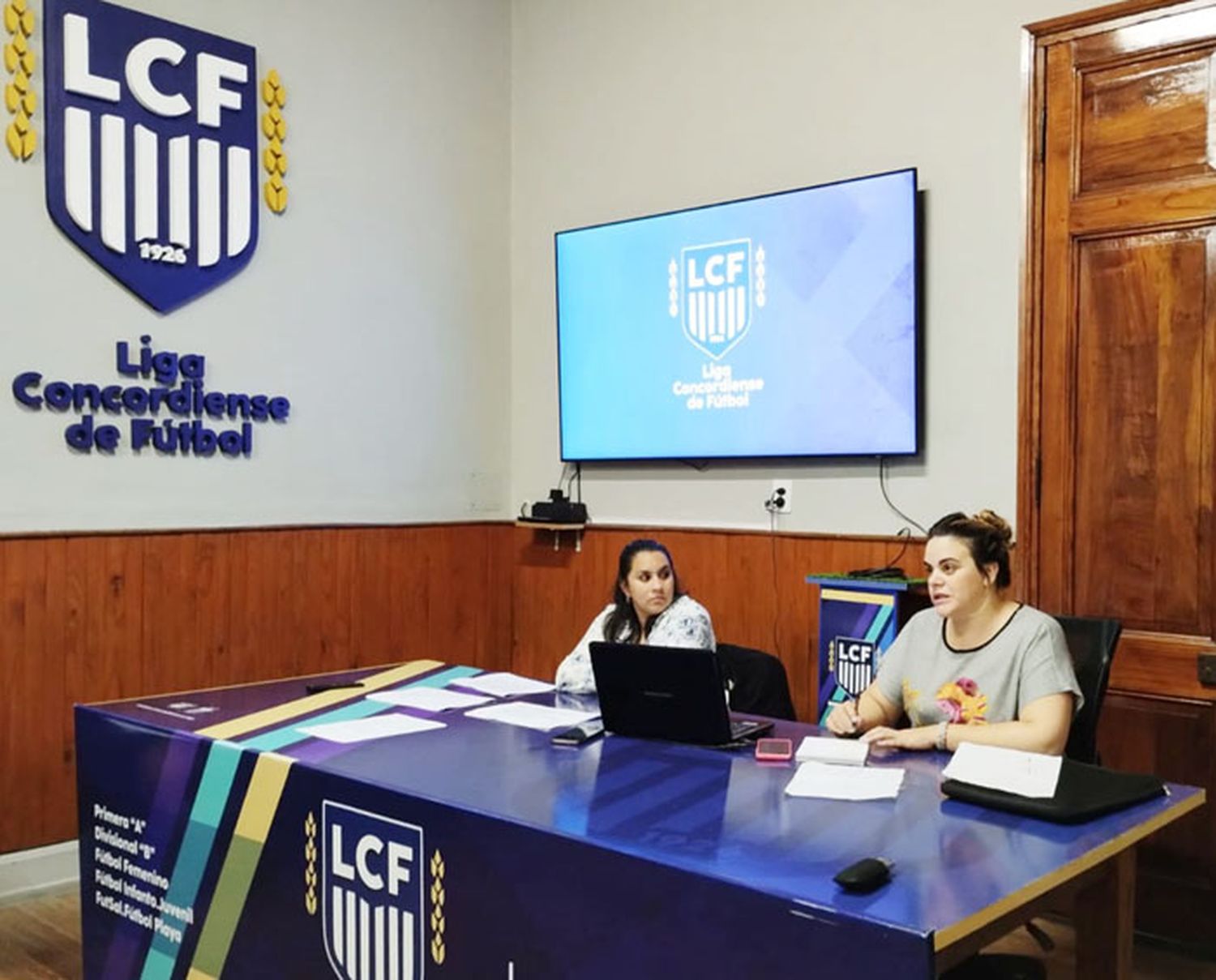 En marcha, el fútbol femenino