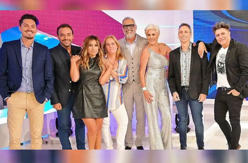 Echaron a una panelista de Intrusos: «Me despido con profunda tristeza»