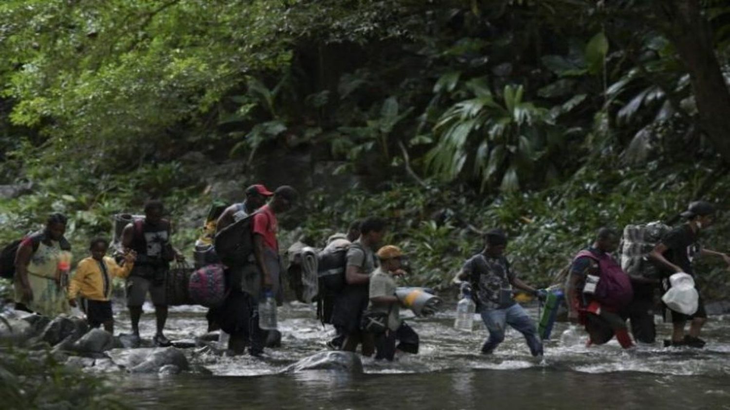 NO LE FUE BIEN EN CHILE: muere de un infarto otro venezolano en la selva del Darién