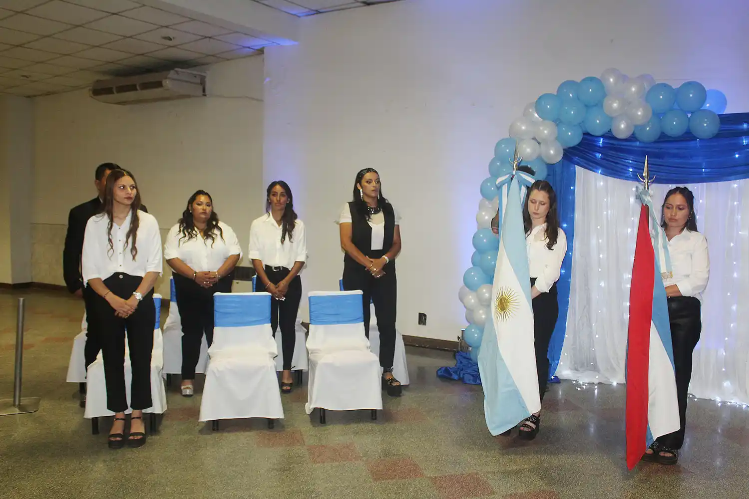 Se realizó el acto colación de grado de la Tecnicatura Aviar