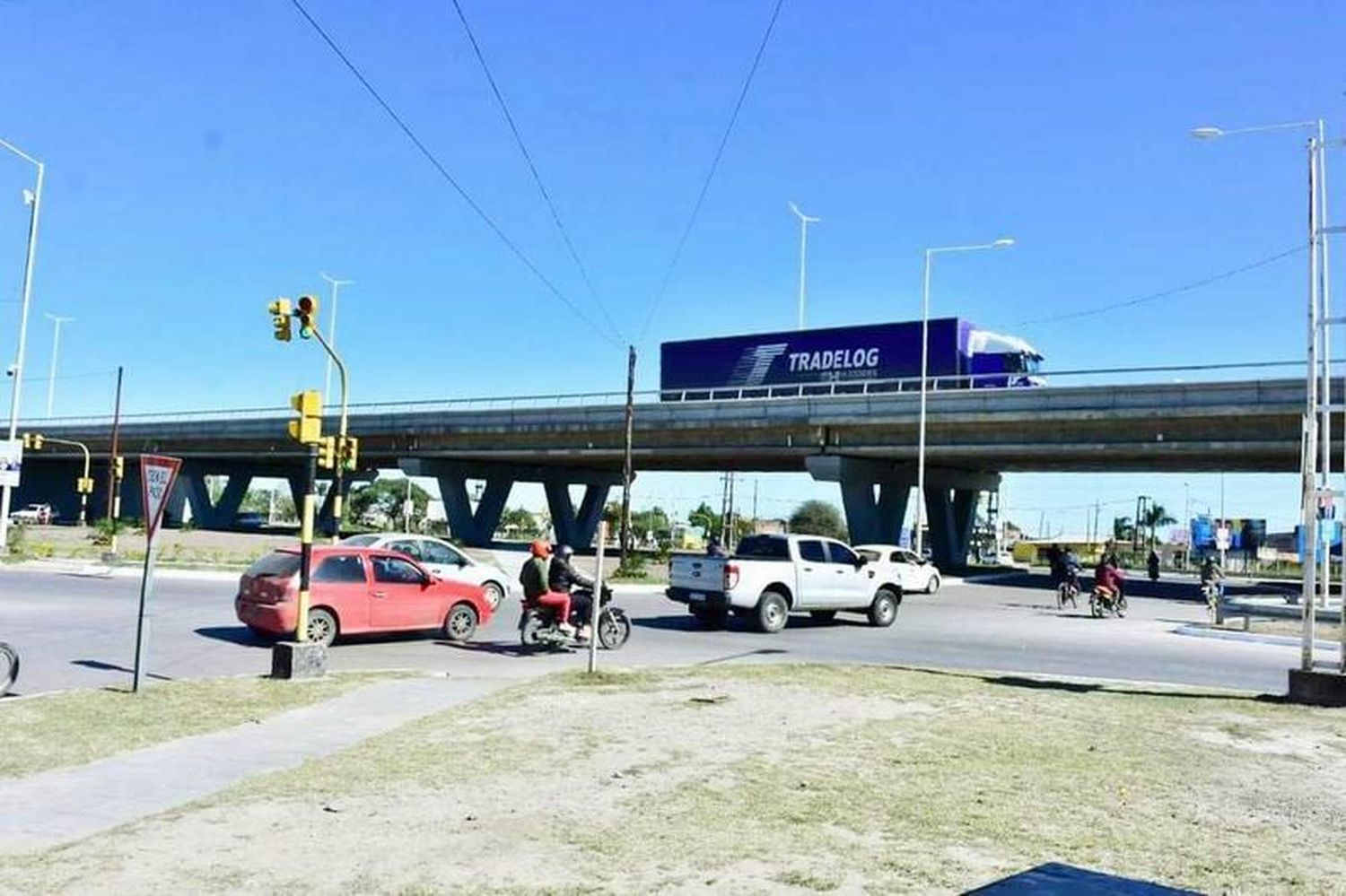 Viaducto sobreelevado: Detallan modo de circulación
vehicular en la calzada central y colectoras