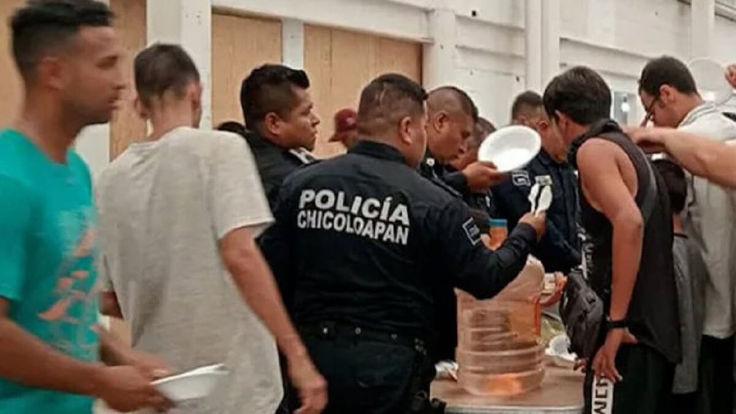 VARIOS VENEZOLANOS entre ellos: encuentran a 208 migrantes encerrados en una bodega en México