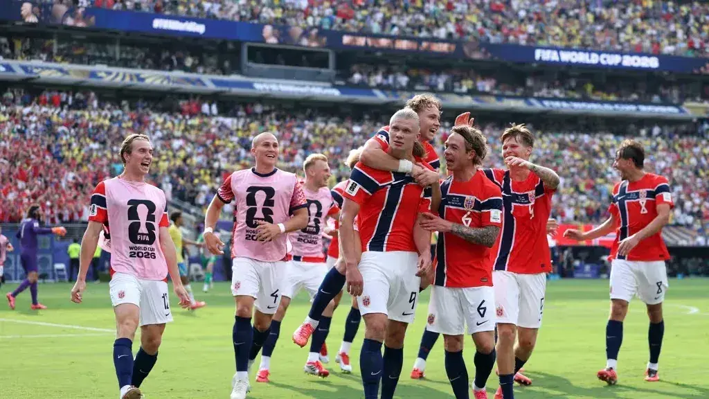 Noruega eliminó a Brasil con un doblete de Haaland y se metió en cuartos de final