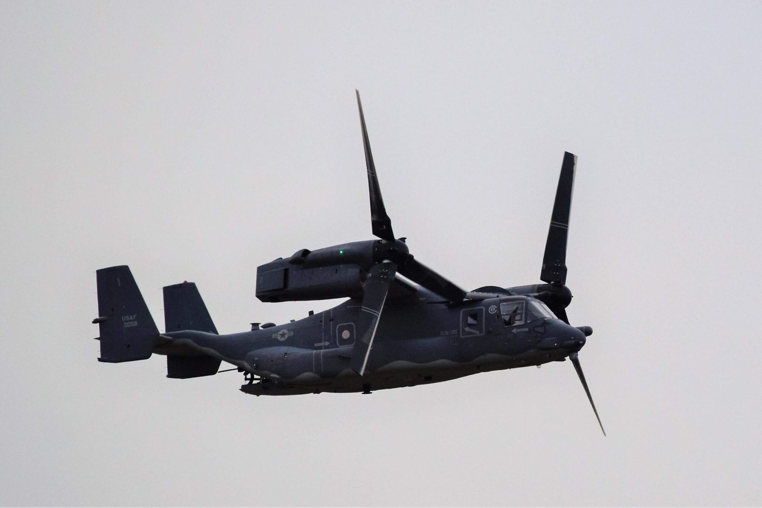 NAVAIR impone nuevas restricciones de vuelo para el V-22 Osprey por problemas en la caja de engranajes