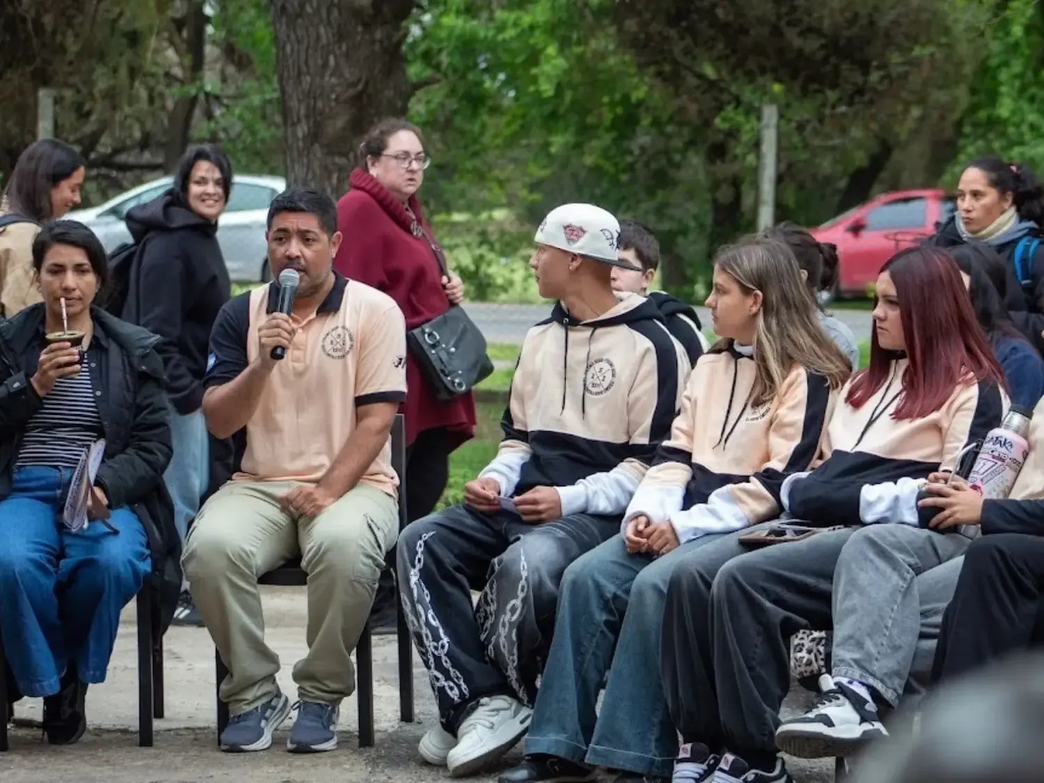 El Hospital Escuela de Salud Mental celebró 20 años de comunicación junto a trabajadores y estudiantes