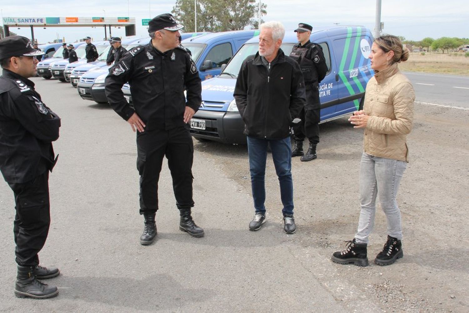  La Agencia Provincial de Seguridad Vial entregó ocho móviles al personal de la Policía de Seguridad Vial 