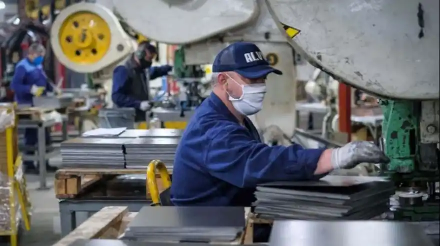 La industria pyme registró un crecimiento de 12,9% anual en enero