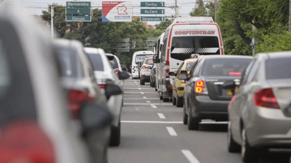 NO GANAN UNA: vehículos venezolanos no pueden circular en Cúcuta y sepa por qué