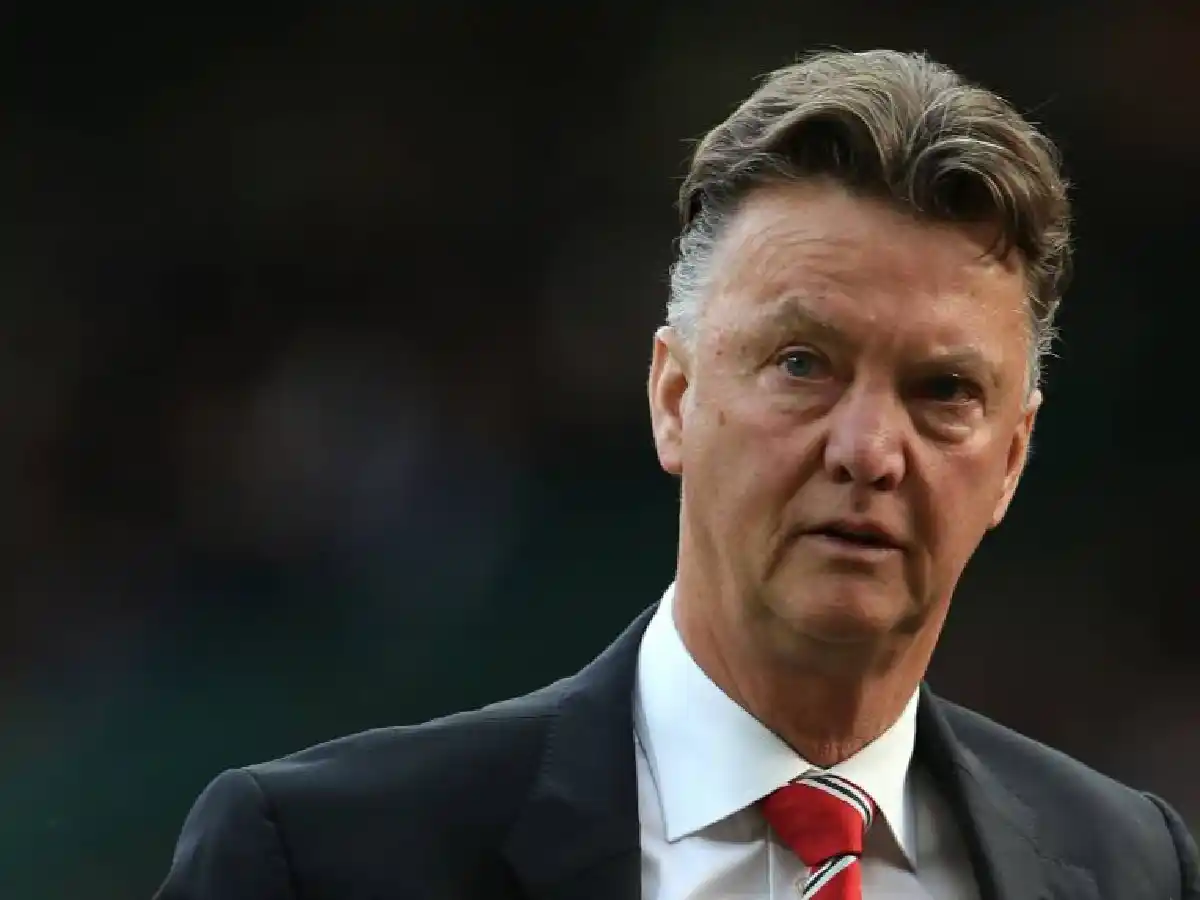 Van Gaal no acepta la cancelación del fútbol
