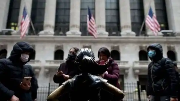 Asesor de la Casa Blanca prevé nuevos cierres en algunas áreas de EE.UU. por coronavirus