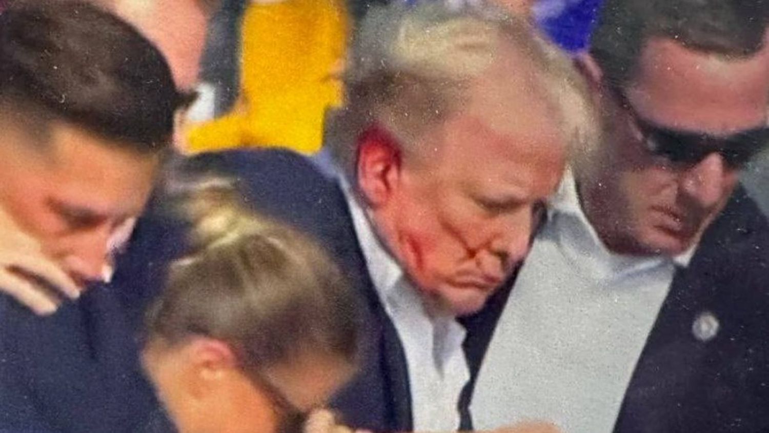 Disparan contra Trump en presunto atentado durante mitin en Pensilvania (FOTOS+VIDEO)