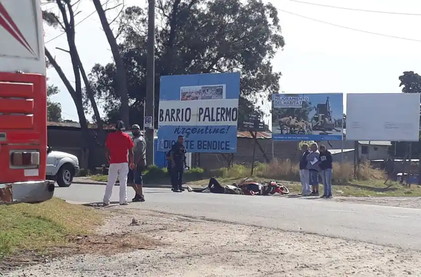 Un motociclista resultó herido tras un choque contra una camioneta