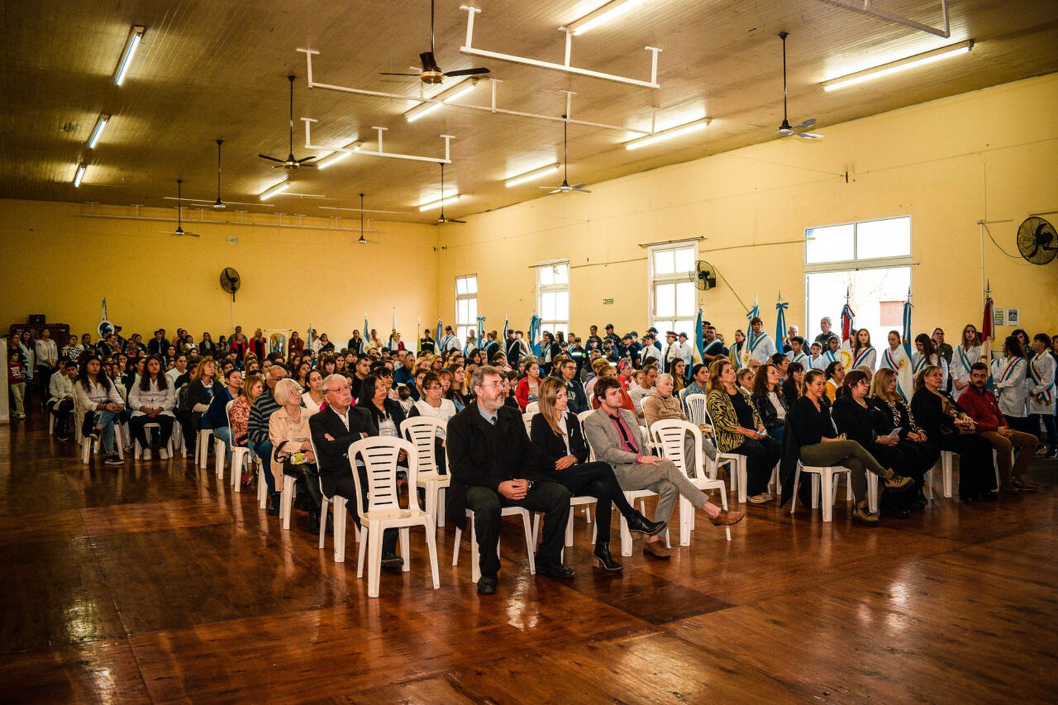 Teodelina celebró el 213° aniversario de la Revolución de Mayo