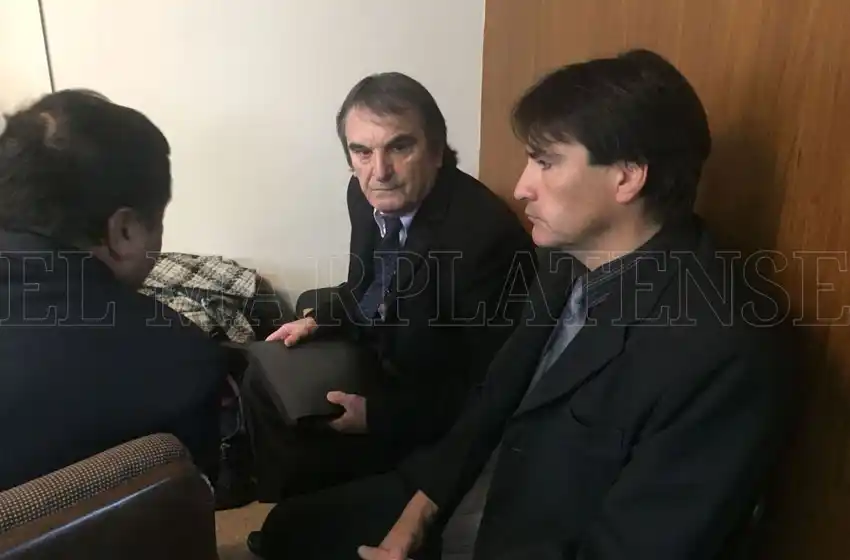 Agredieron a Belmonte en el juicio por las licencias truchas