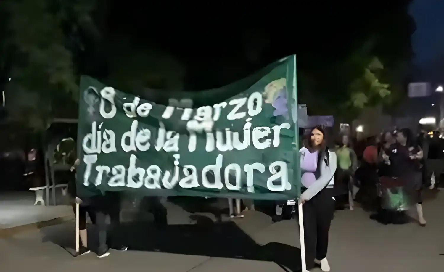En San Pedro hubo marcha por el 8M.