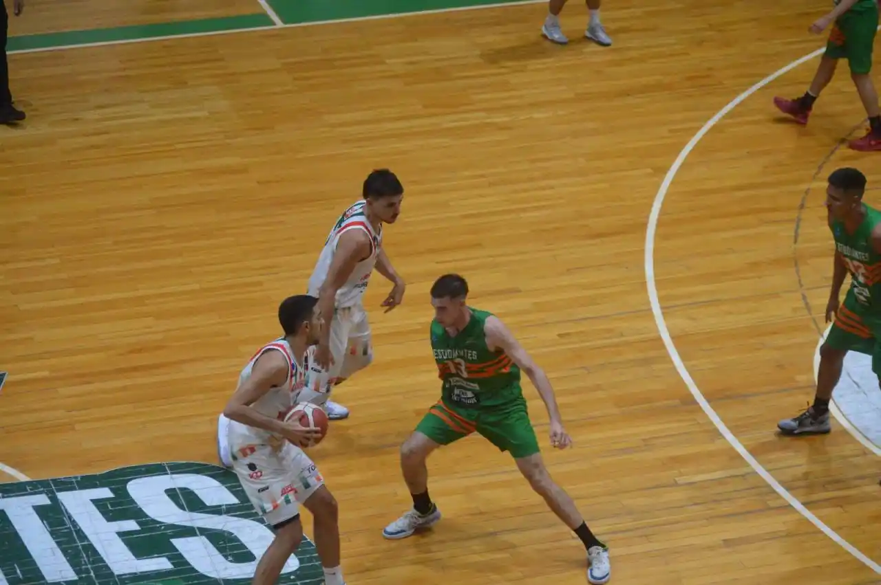 Estudiantes obtuvo la primera victoria del año