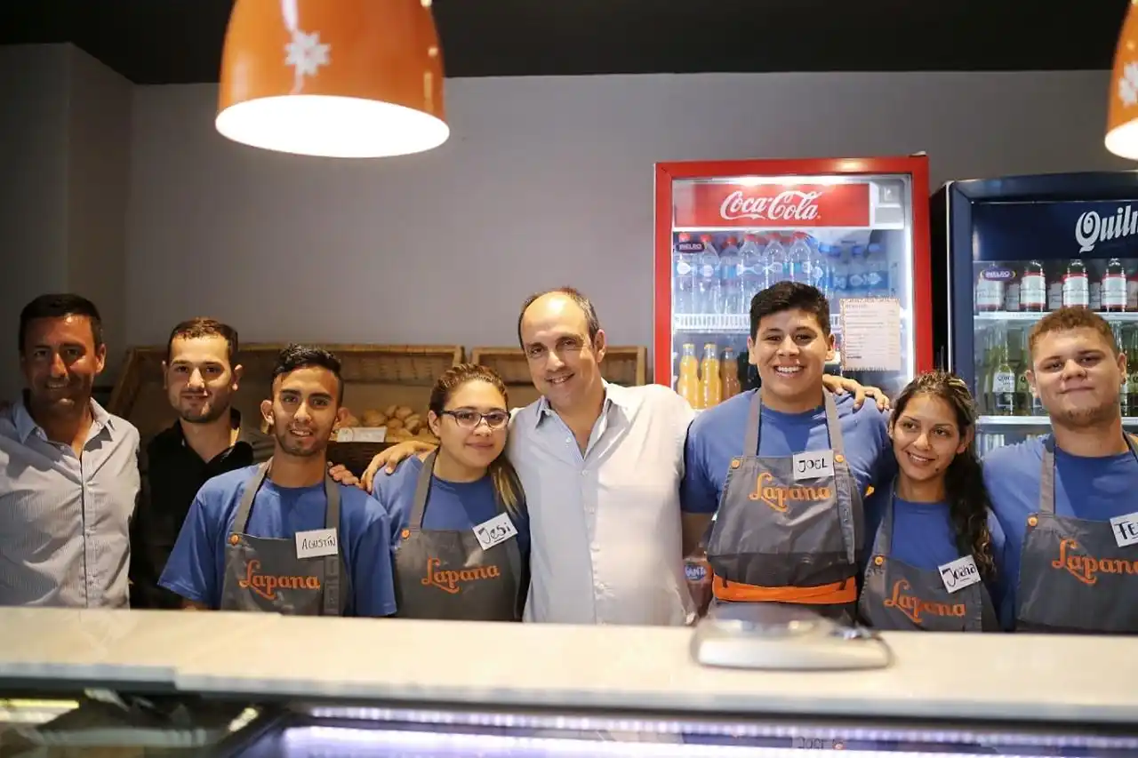 Corral: “Acompañamos las ganas de emprender y desarrollar oportunidades de trabajo”