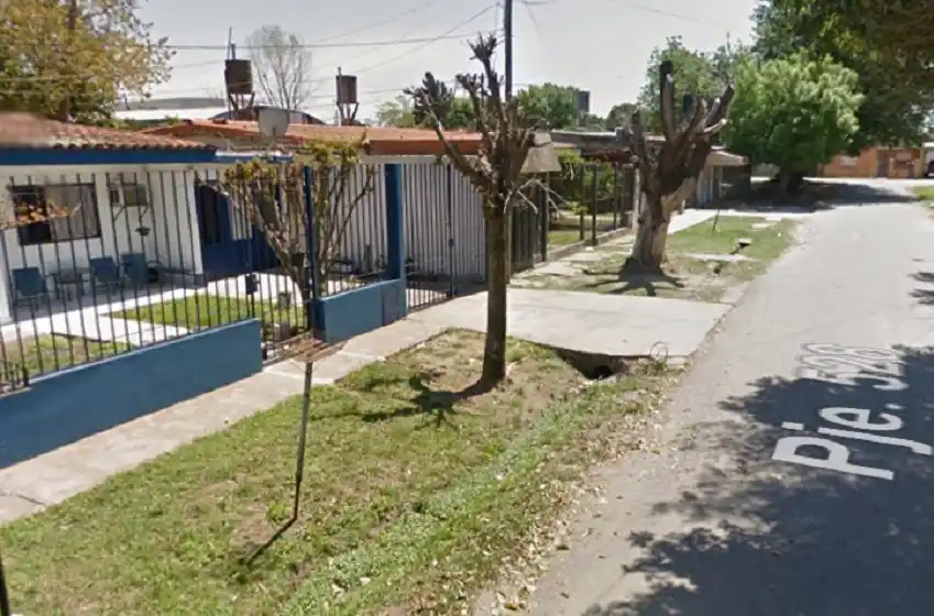 Atacaron a tiros a un móvil policial a cuadras del casino