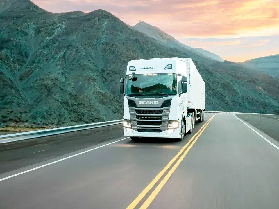 El Gobierno actualiza las reglas de pesos y dimensiones del transporte de cargas para reducir costos
