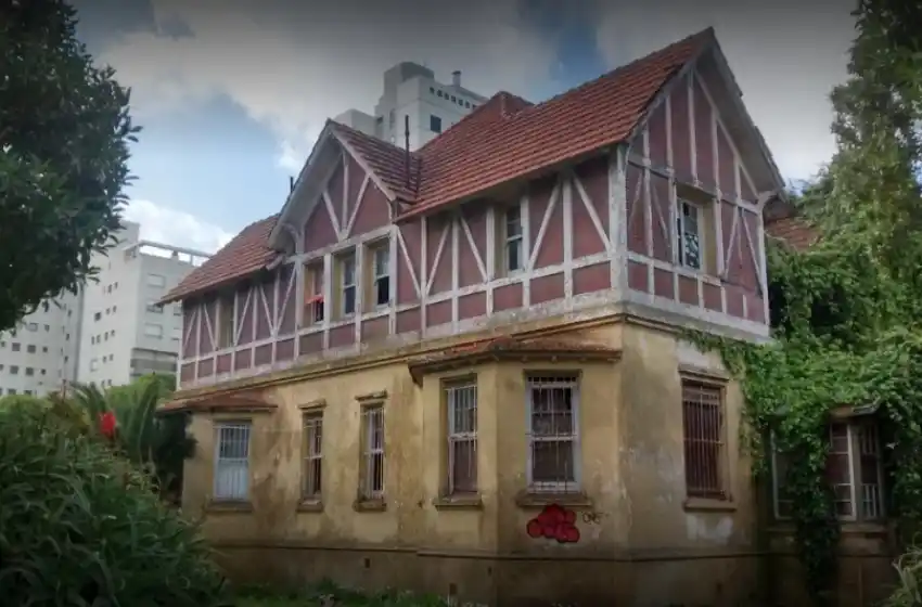 Loma de Santa Cecilia: buscan construir dos torres en el predio del chalet Villa Titito