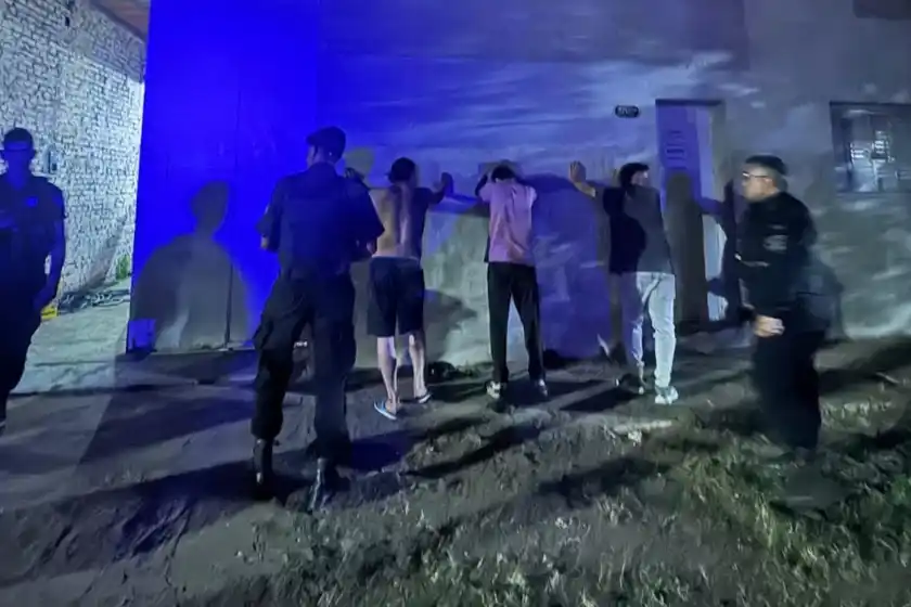 Allanan taller clandestino en zona oeste.