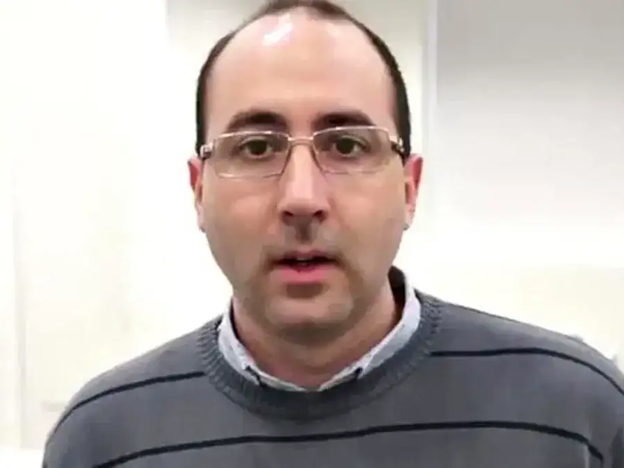 El exconsultor político de Javier Milei se había negado en dos oportunidades a brindar su testimonio, pero finalmente se presentó de manera voluntaria.