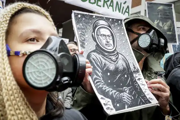 Masiva movilización en defensa de la ciencia por ajuste del Gobierno a CONICET