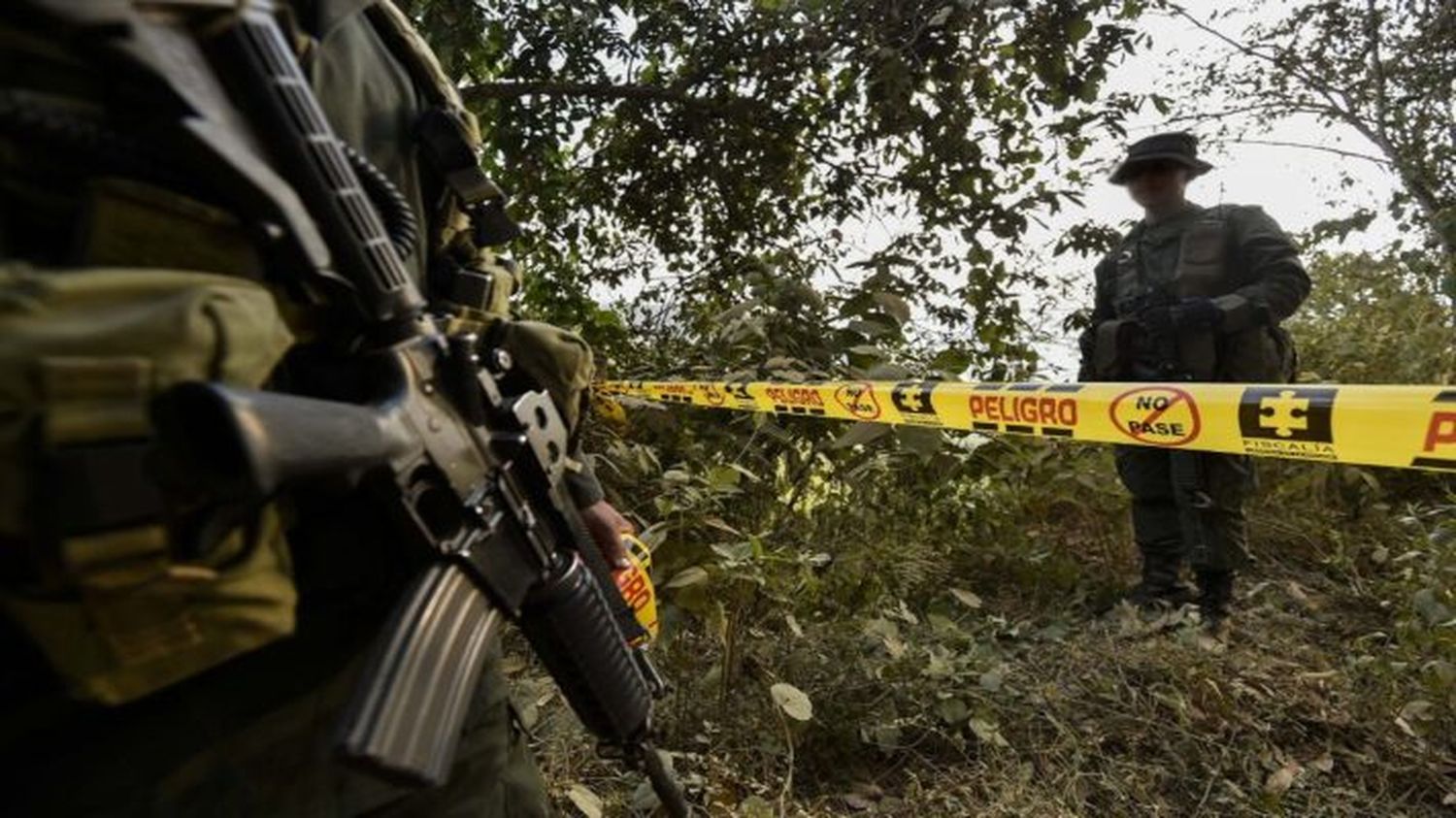FIESTA MORTAL EN COLOMBIA: disidencia de las FARC asesina a tiros a tres hombres en Valle del Cauca
