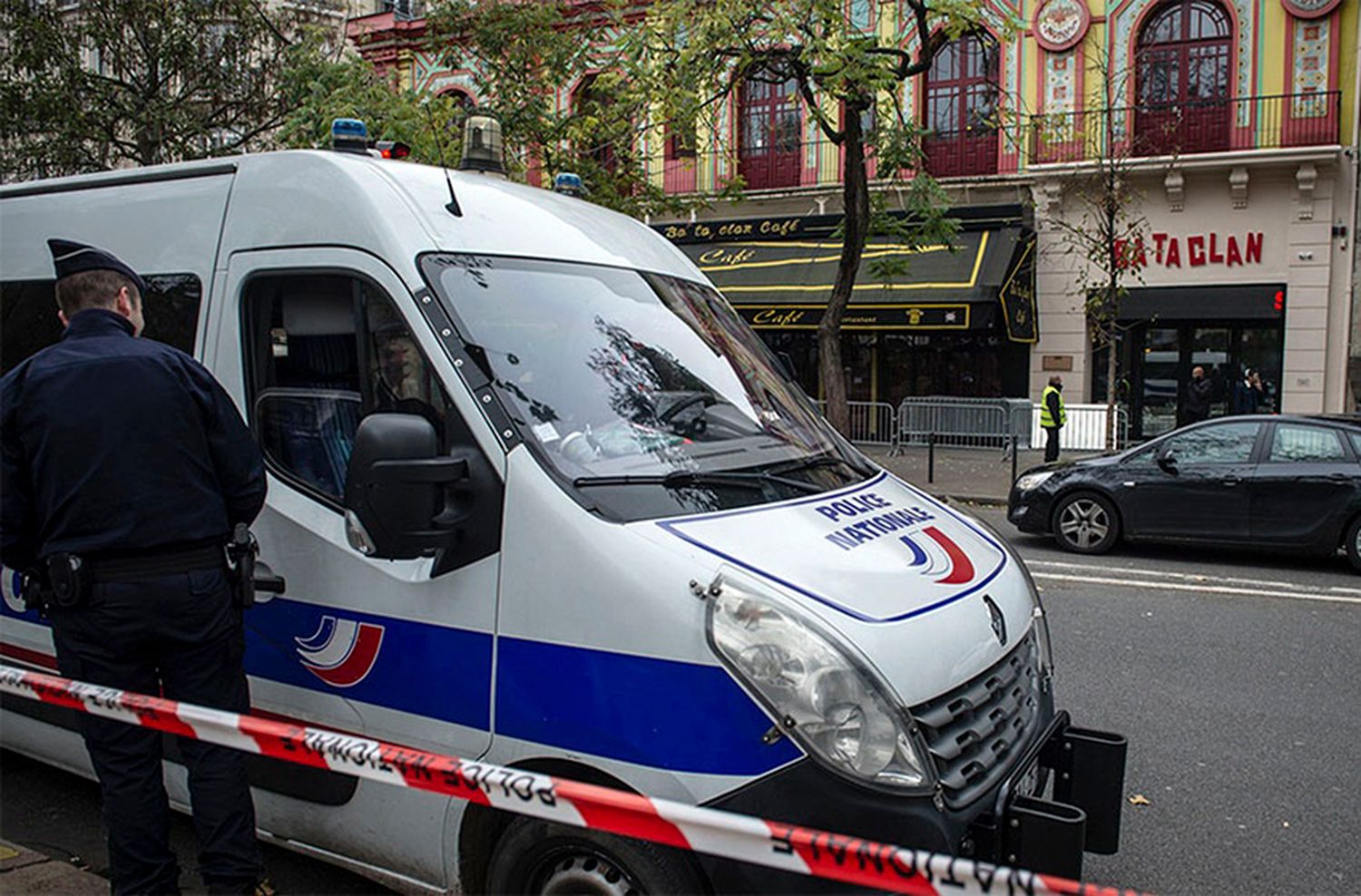 Alerta terrorista en Francia: evacuaron el Museo del Louvre de París y el Palacio de Versalles