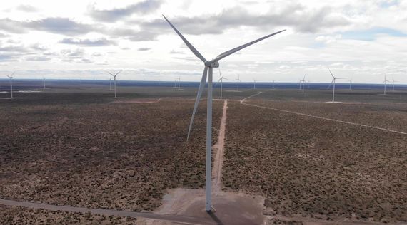 La empresa Ternium comenzó a operar el parque eólico “Vientos de Olavarría”