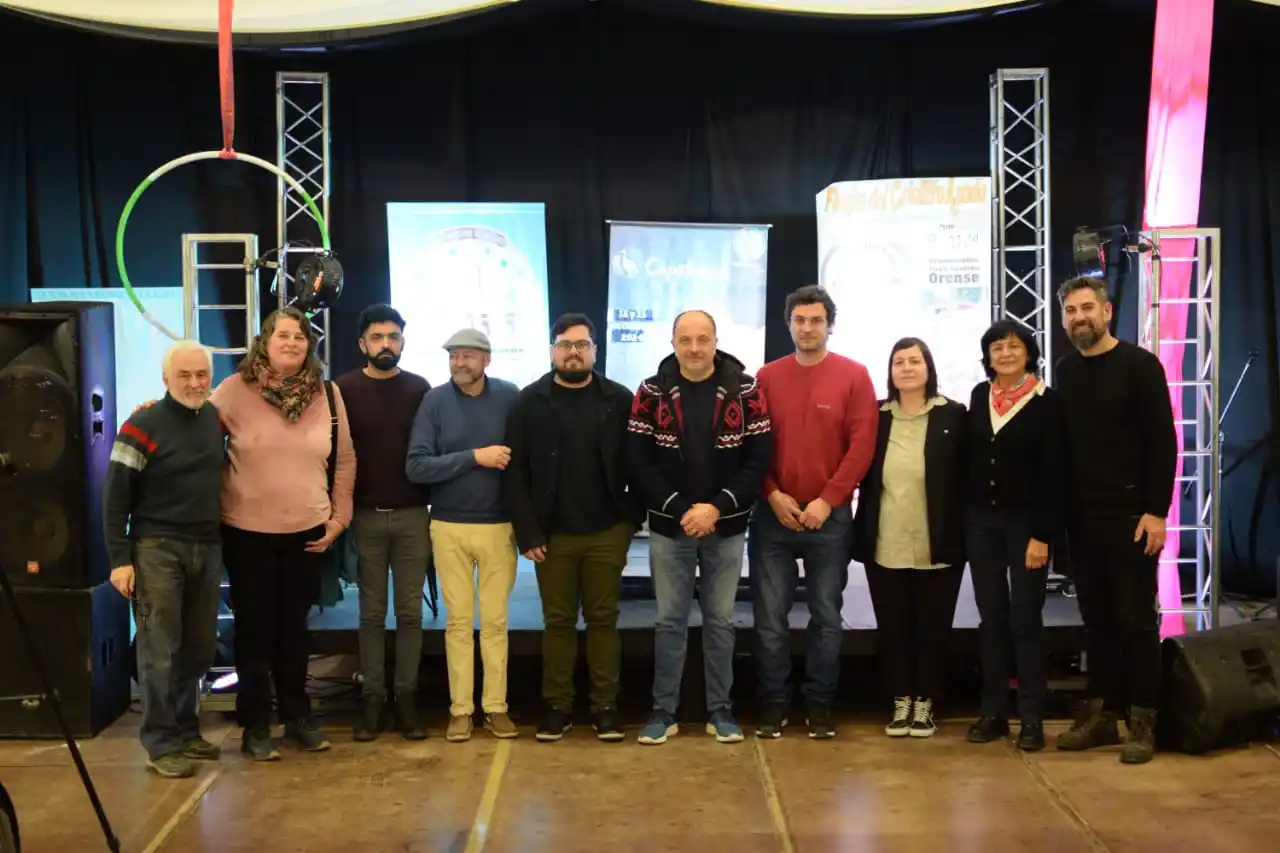 Presentaron las “Fiestas Populares del Corredor de la Ruta 72” en la Feria de Artesanos 