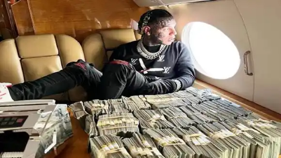 «LLUVIA DE DÓLARES» desde un hotel de Cuba causa conmoción: el rapero 6ix9ine habría sido el protagonista