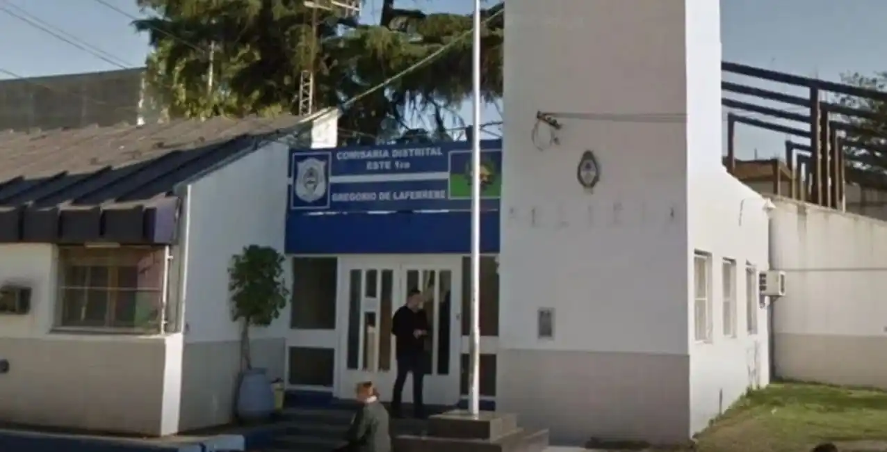 Hallaron un cuerpo flotando en un río que presentaba varios disparos