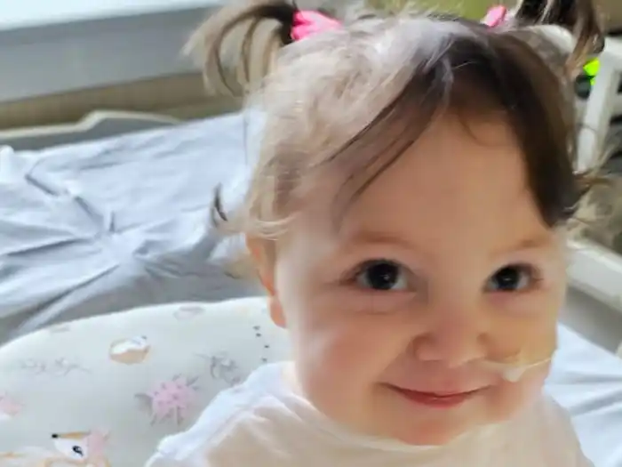 Inés celebra sus dos años comenzando una nueva vida fuera del hospital