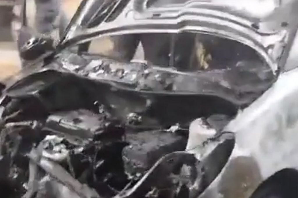 En el lugar trabajan el SAME y los Bomberos de la Ciudad. No hay heridos ni víctimas.
