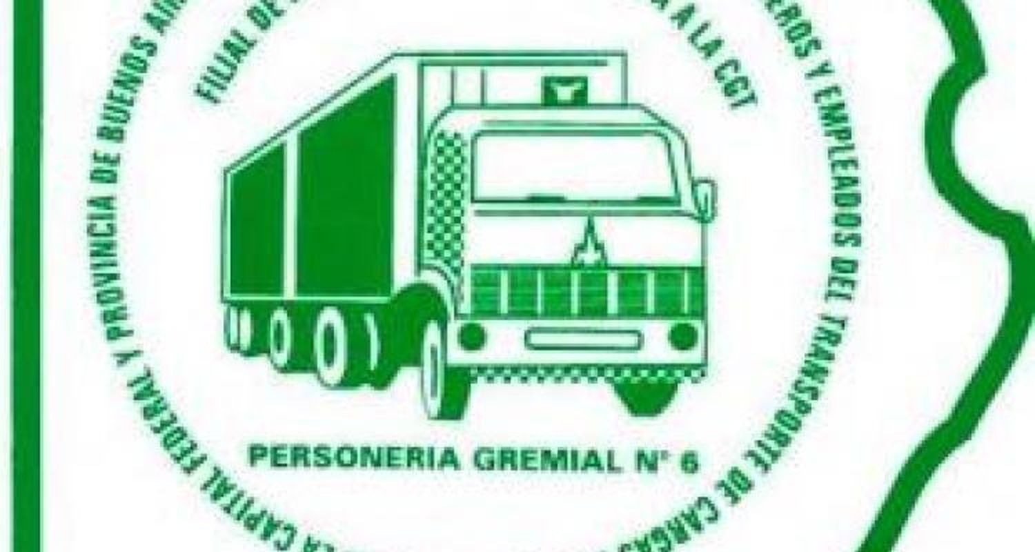 Camioneros con medida de fuerza en las puertas de la distribuidora de Ramis