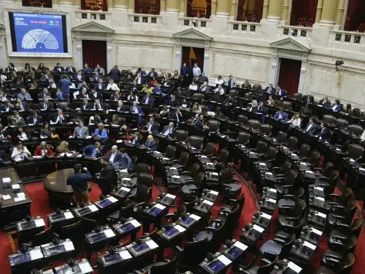 La oposición no logró el quórum para sesionar en Diputados.