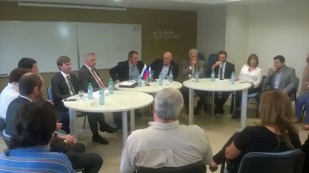 Unicen se reunió con funcionarios rusos con interés comercial y educativo