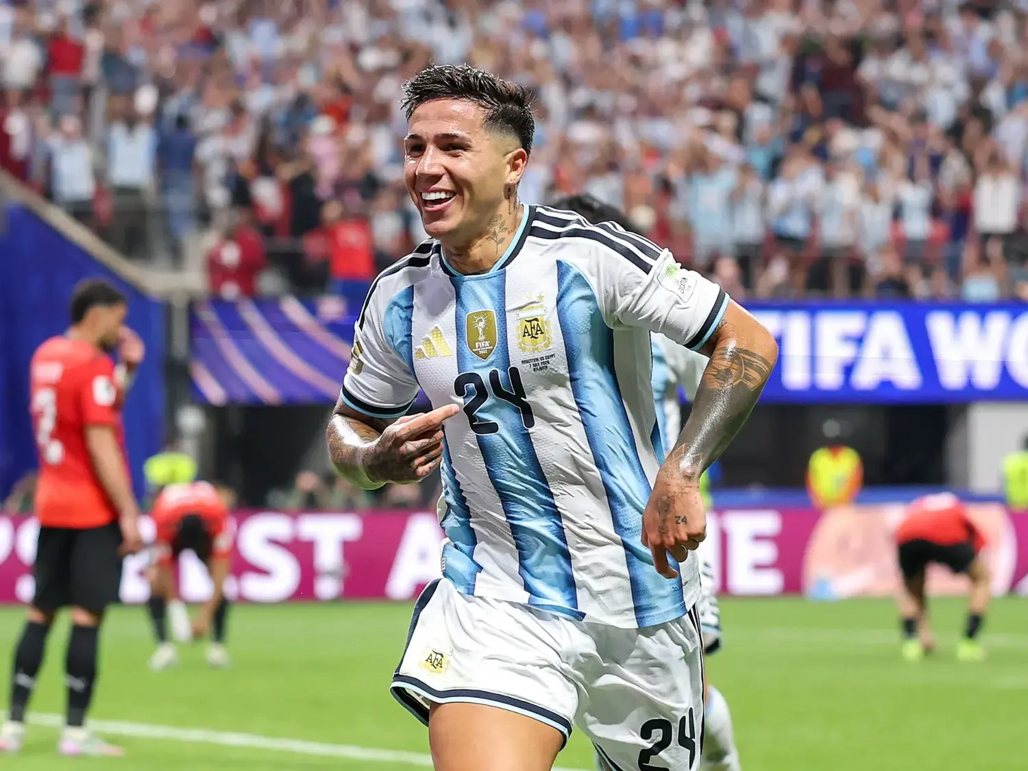Enzo Fernández puso el 3-2 final ante Egipto